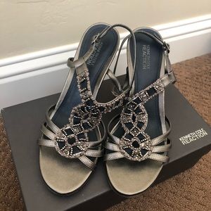 Kenneth Cole Reaction pewter heel.